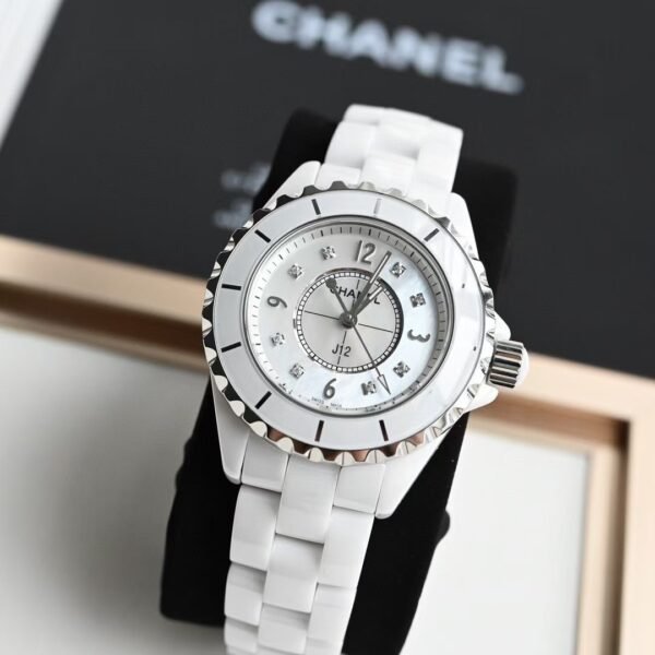 CHANEL 小香 陶瓷J12机械33mm